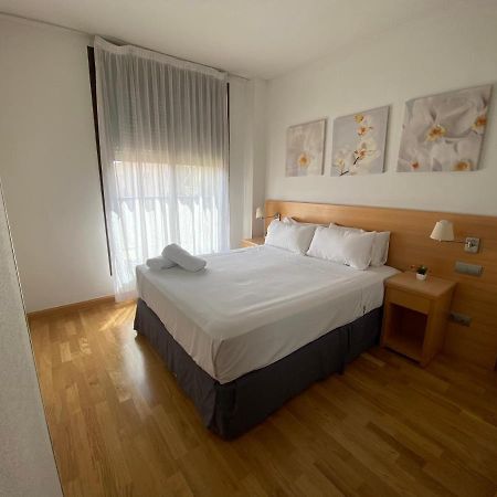 Apartment Close To Airport, Ifema Madrid Eksteriør billede