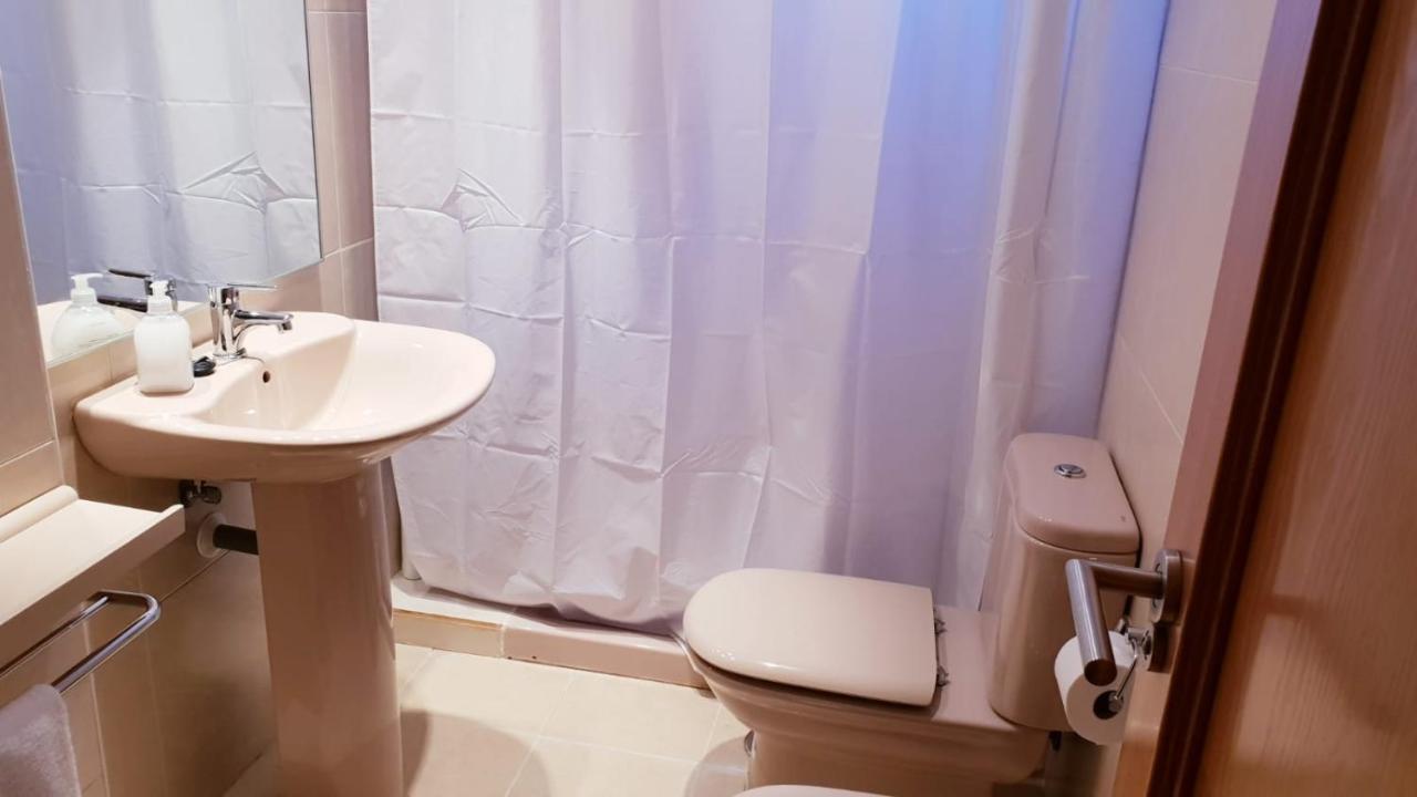Apartment Close To Airport, Ifema Madrid Eksteriør billede